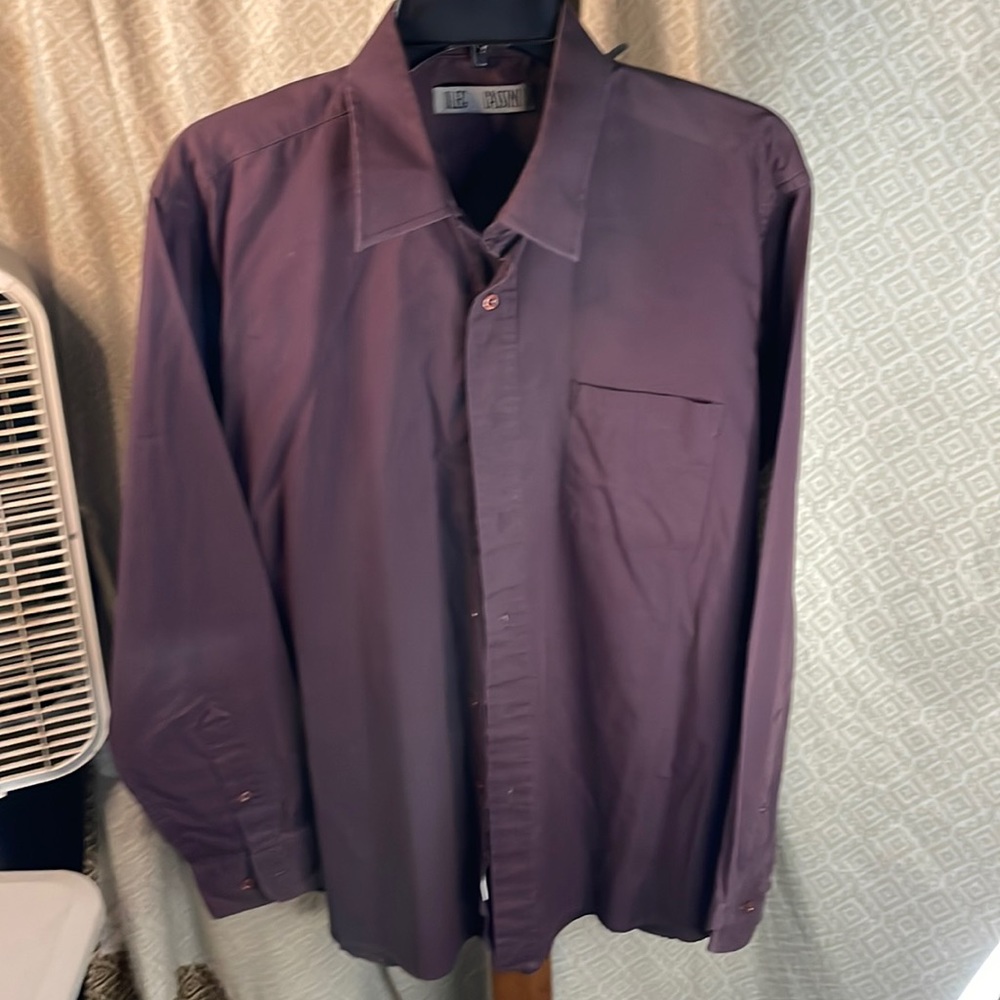 Oleg Cassini Long Sleeve button down shirt